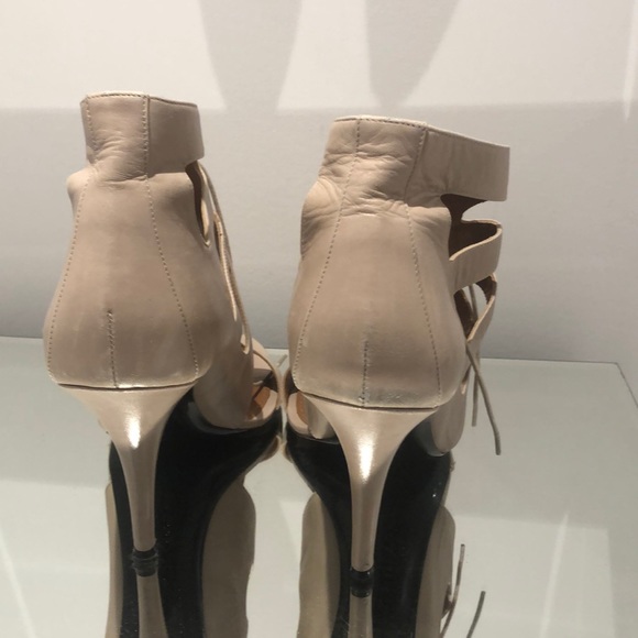 Givenchy heels - Picture 4 of 6